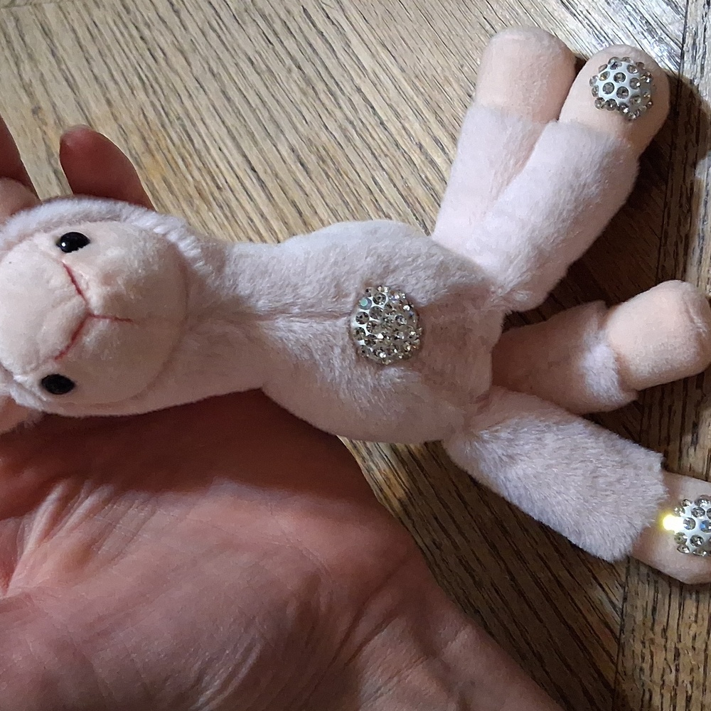Llama Keychain with Rhinestones - Picture 3 of 4
